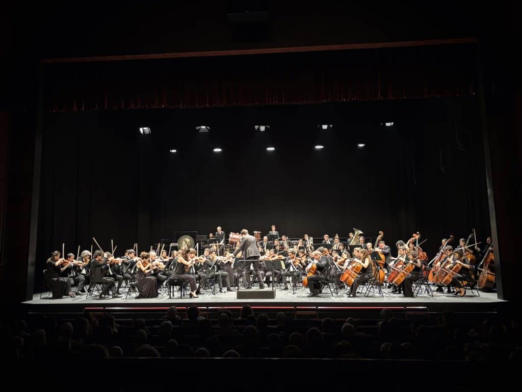 Franz Schubert Filharmonia Tarragona’s Theatre - TGNA Tarragona Apartaments cultural getaway in the capital of the Costa Daurada. Symphonic music connects with the city from here.
